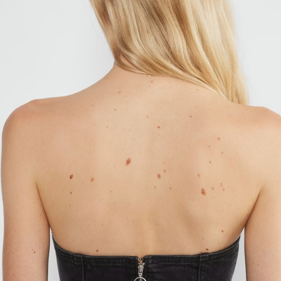 BNWT Aritzia Black denim bustier top - Picture 3 of 10